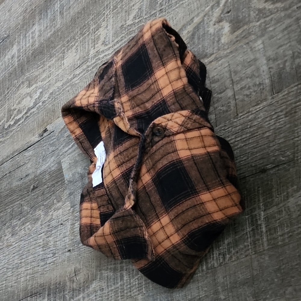 Plaid Button up